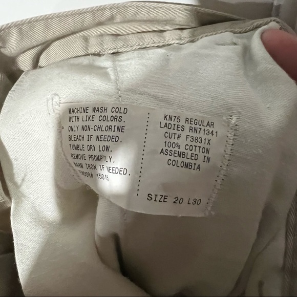 L.L. Bean Cream Khaki Pants Cargo Carpenter Size 20 Cotton - Picture 5 of 5